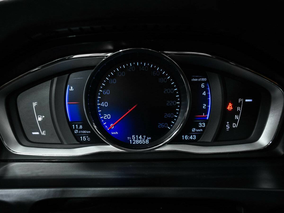 Volvo S60 2012 года с пробегом. Фото: #9