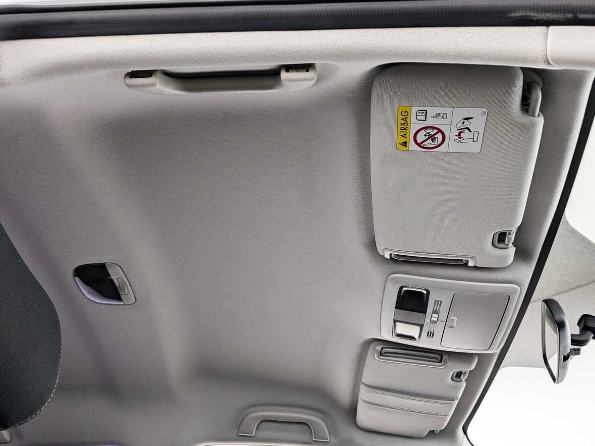 Subaru Forester 2015 года с пробегом. Фото: #18