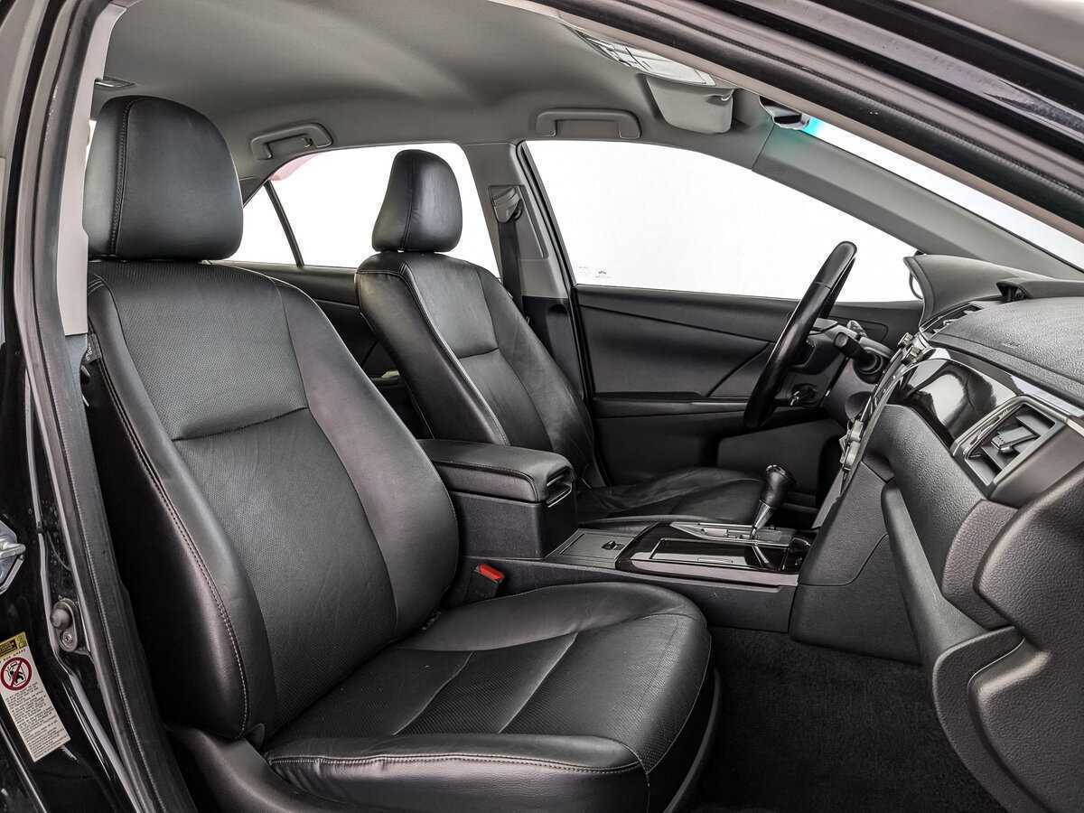 Toyota Camry 2014 года с пробегом. Фото: #19