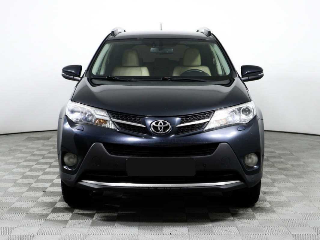 Toyota RAV4 2015 года с пробегом. Фото: #1