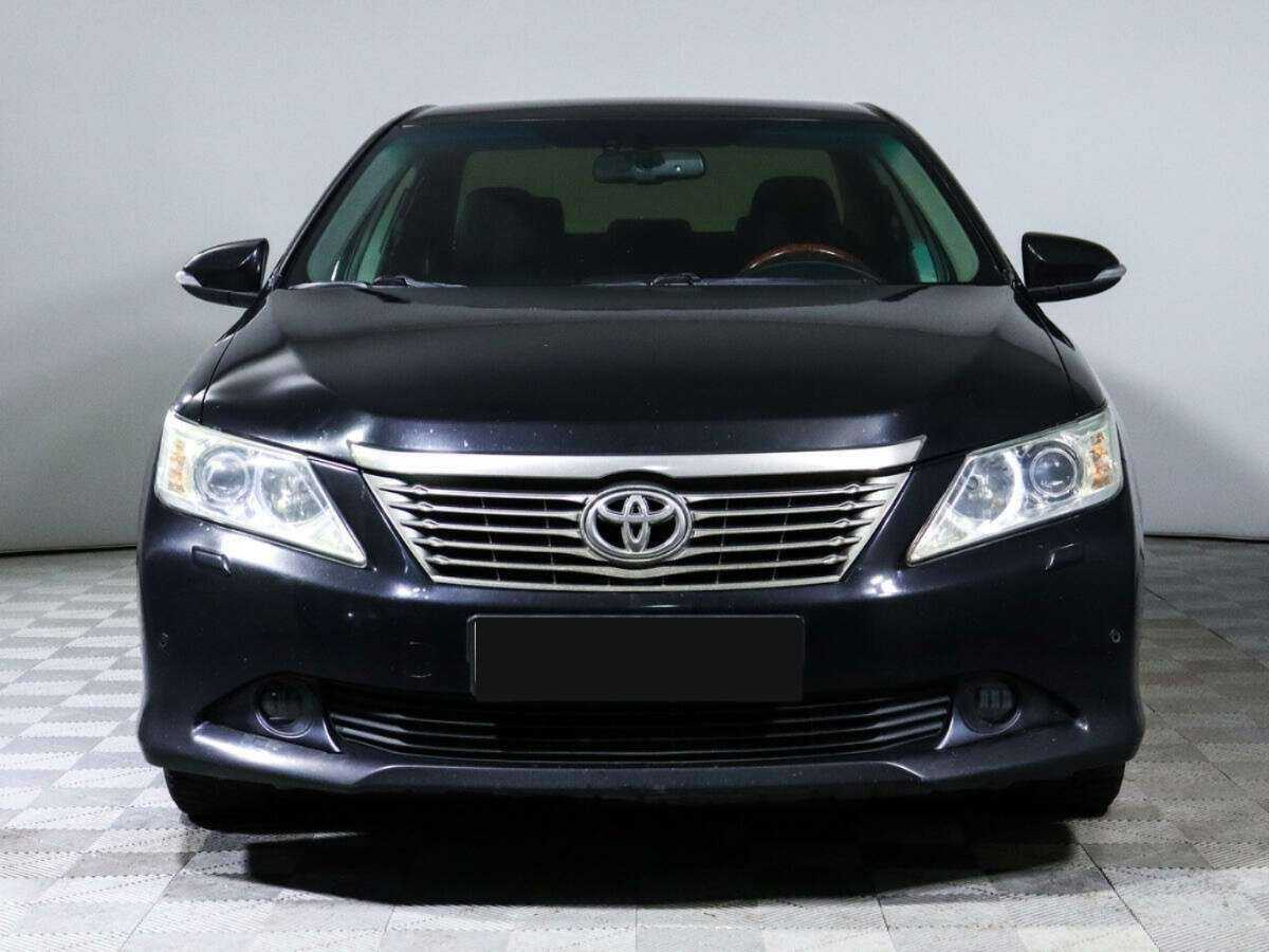 Toyota Camry 2012 года с пробегом. Фото: #1
