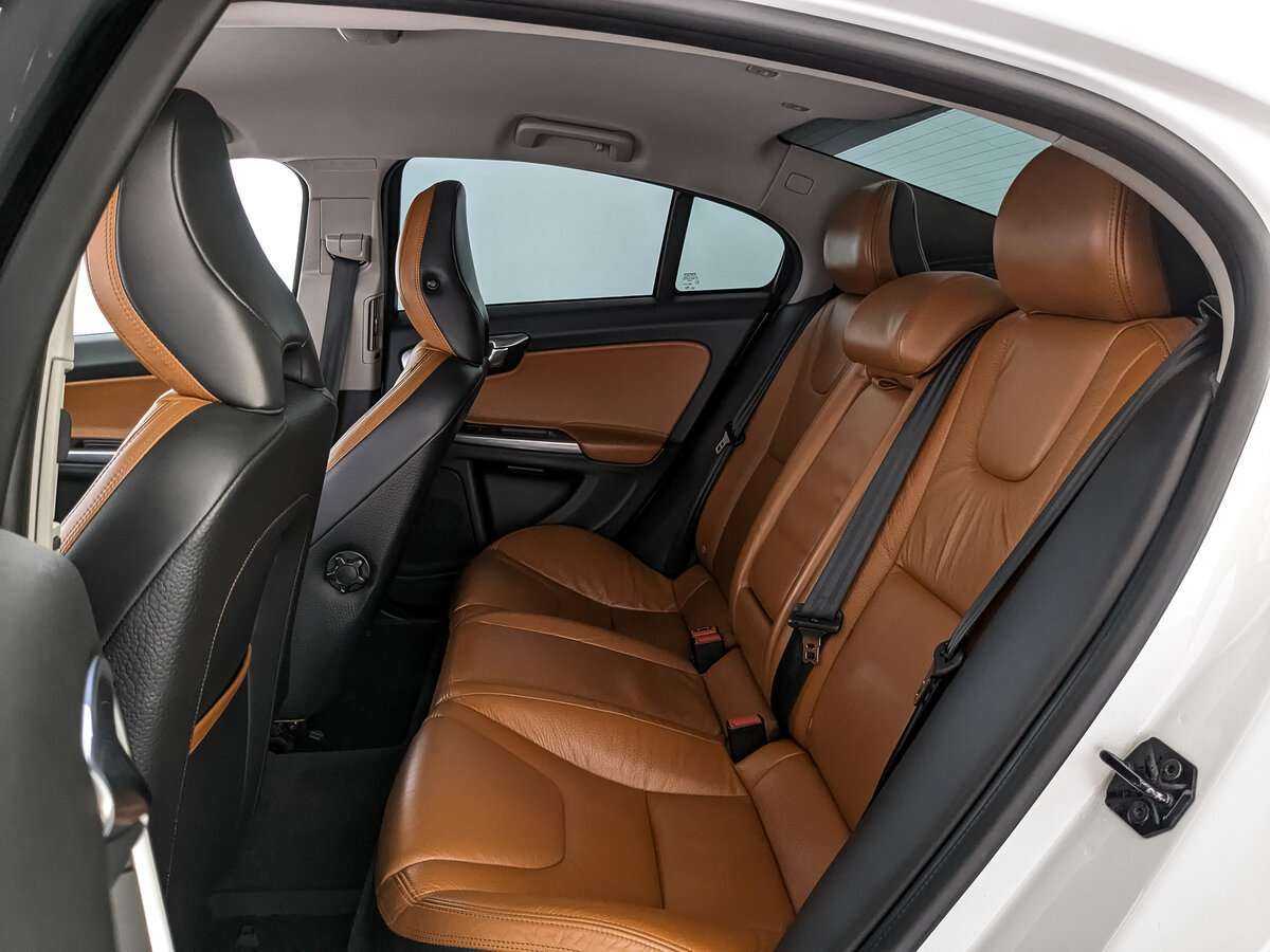 Volvo S60 2012 года с пробегом. Фото: #15