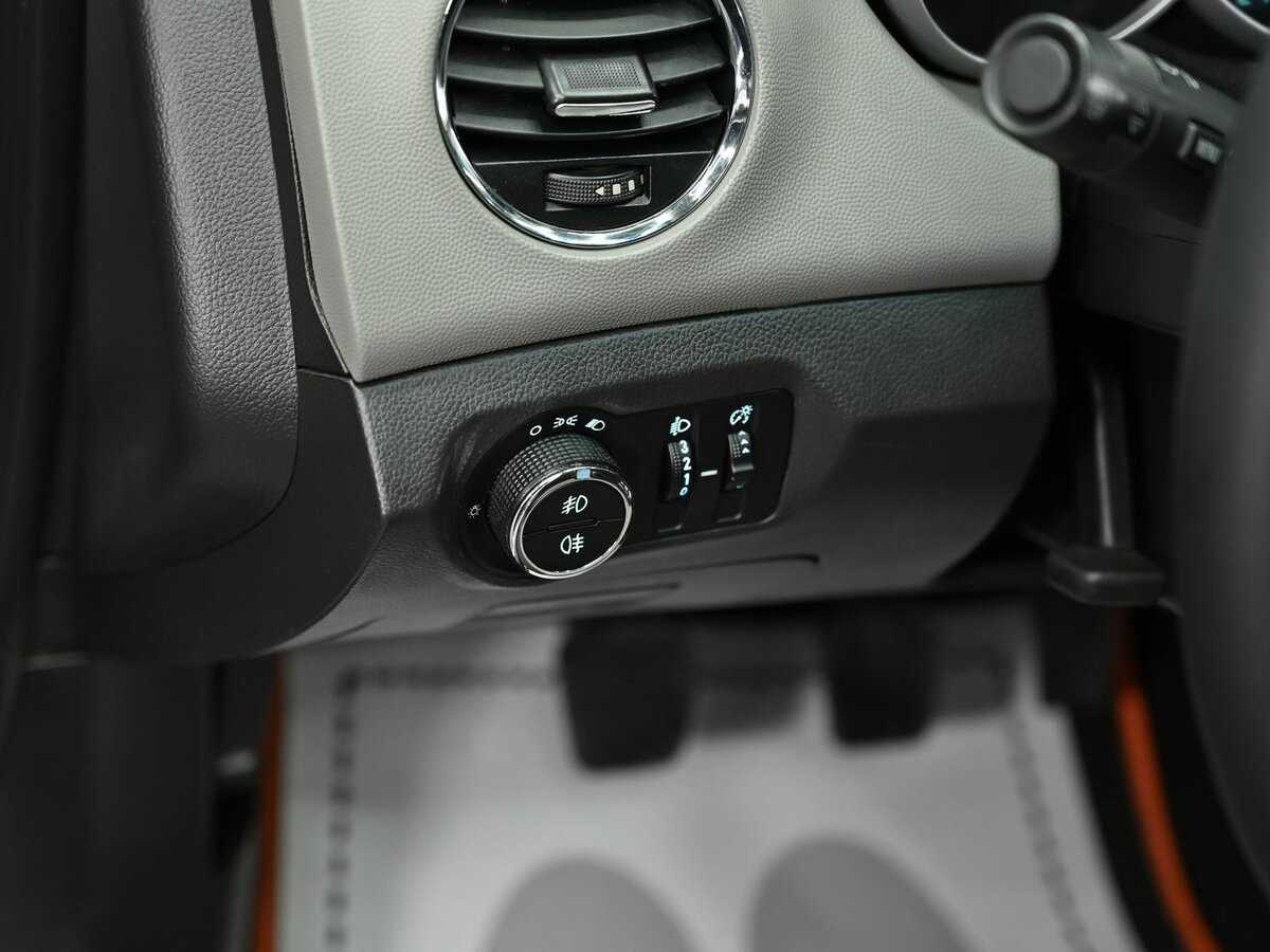 Chevrolet Cruze 2013 года с пробегом. Фото: #8