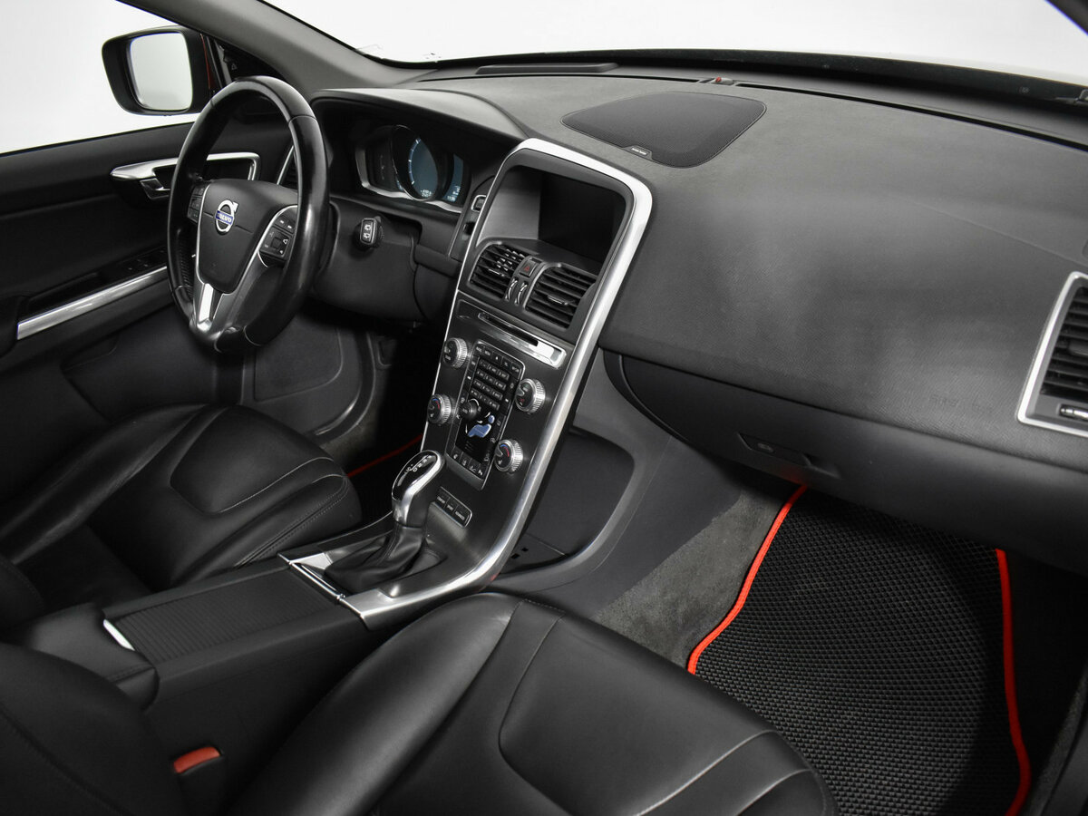 Volvo XC60 2015 года с пробегом. Фото: #10