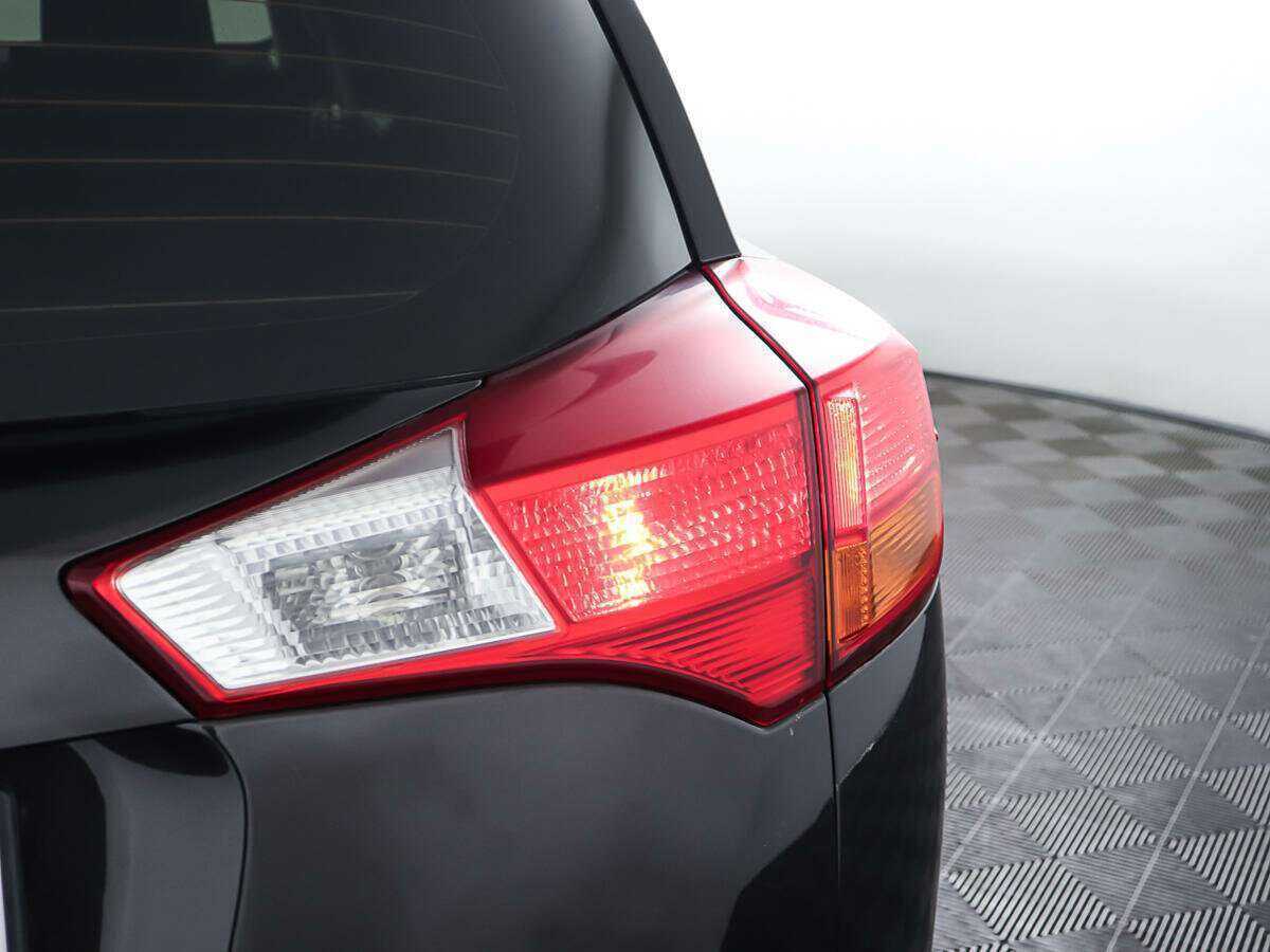 Toyota RAV4 2014 года с пробегом. Фото: #21
