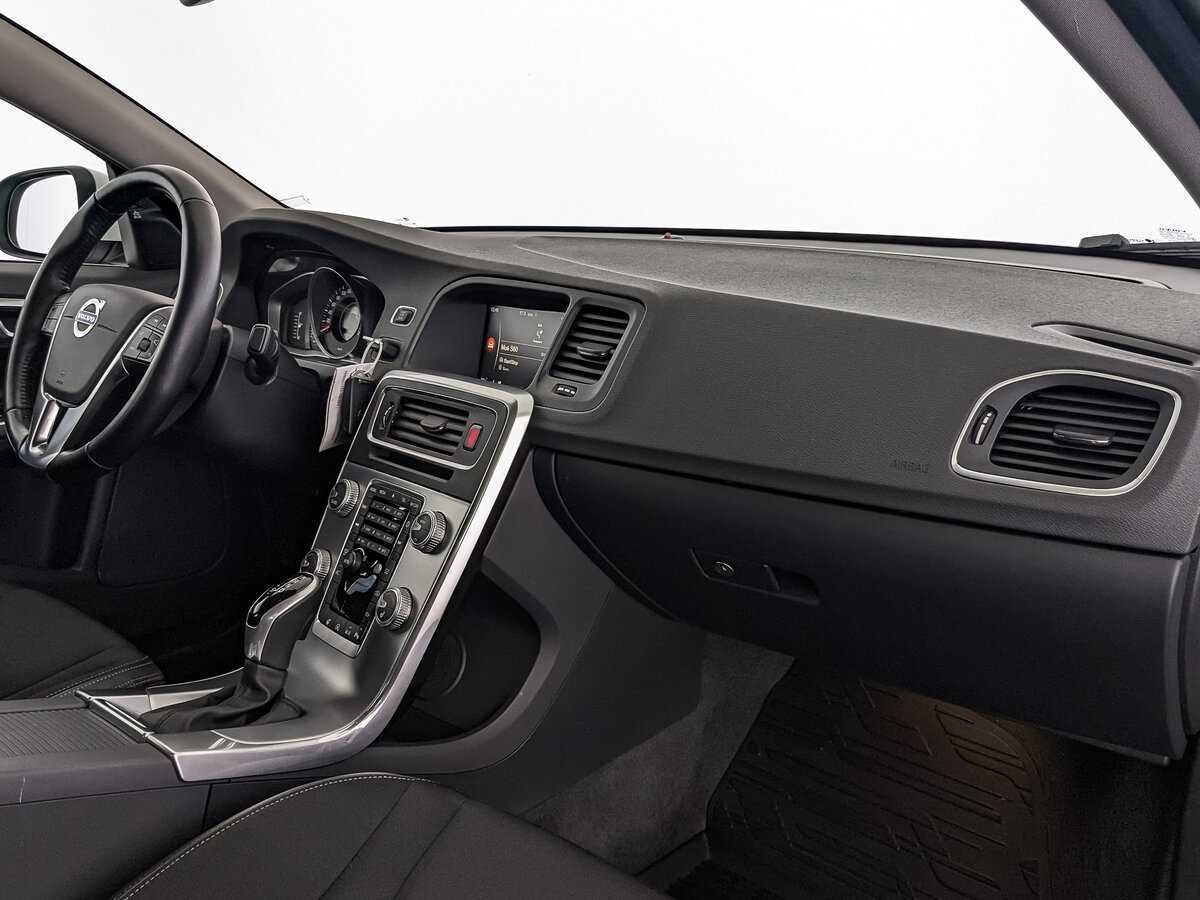 Volvo S60 2017 года с пробегом. Фото: #8