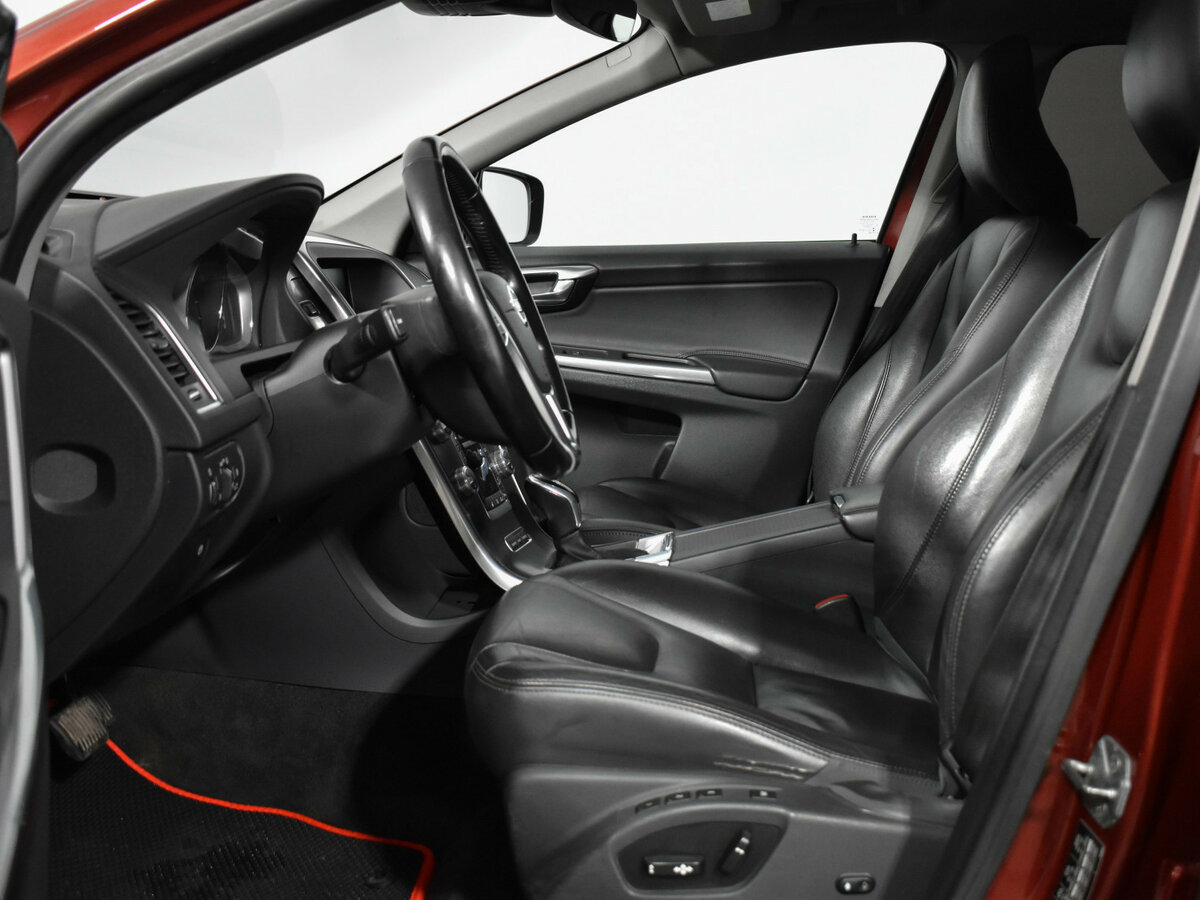 Volvo XC60 2015 года с пробегом. Фото: #9