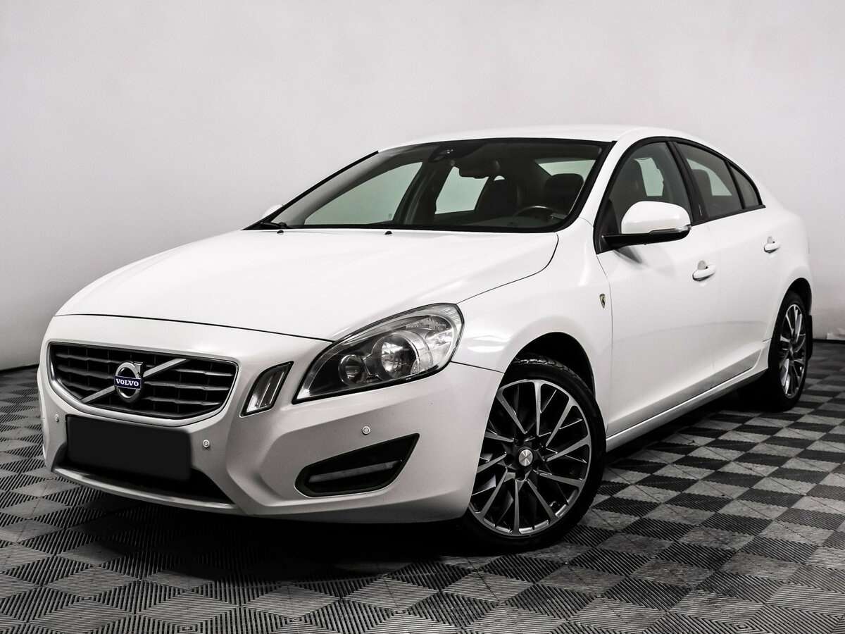 Volvo S60 2012 года с пробегом. Фото: #0