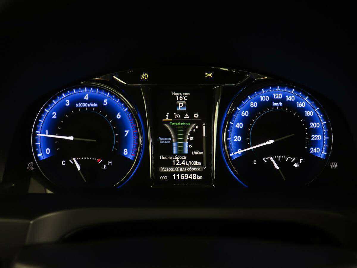 Toyota Camry 2014 года с пробегом. Фото: #13