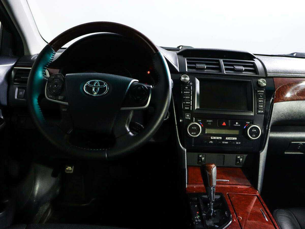 Toyota Camry 2012 года с пробегом. Фото: #9