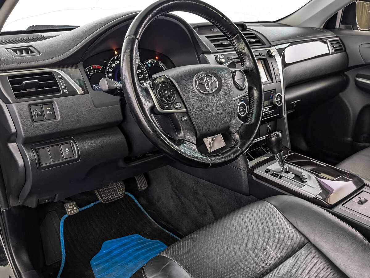 Toyota Camry 2014 года с пробегом. Фото: #10