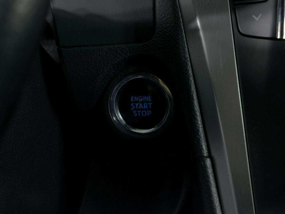 Toyota Camry 2016 года с пробегом. Фото: #14