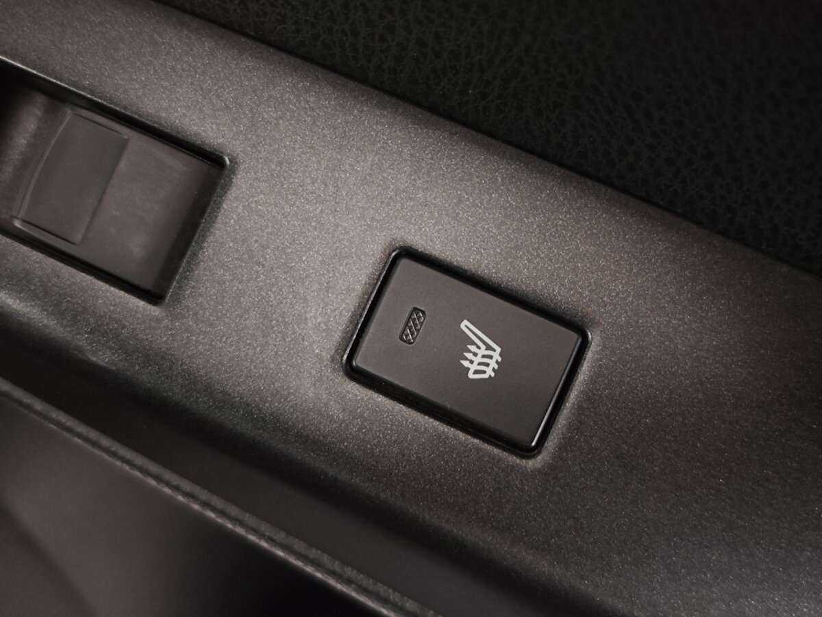 Toyota RAV4 2015 года с пробегом. Фото: #16