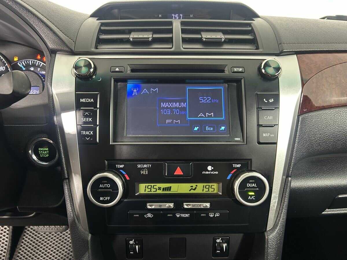 Toyota Camry 2013 года с пробегом. Фото: #11