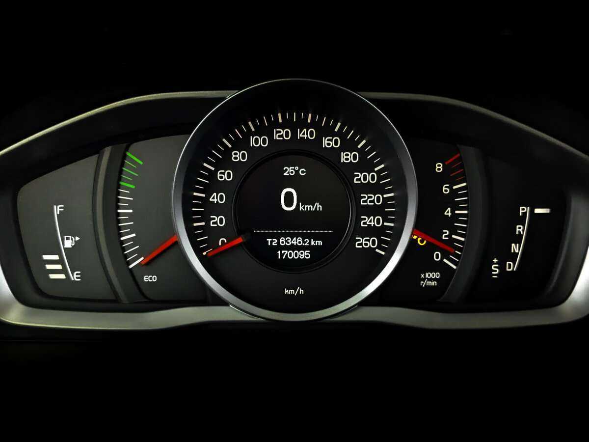 Volvo S60 2015 года с пробегом. Фото: #10