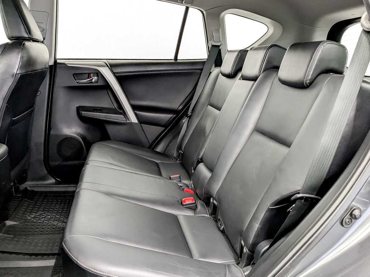 Toyota RAV4 2014 года с пробегом. Фото: #11