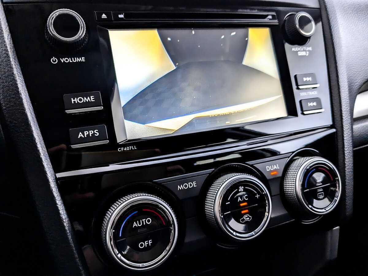 Subaru Forester 2015 года с пробегом. Фото: #18