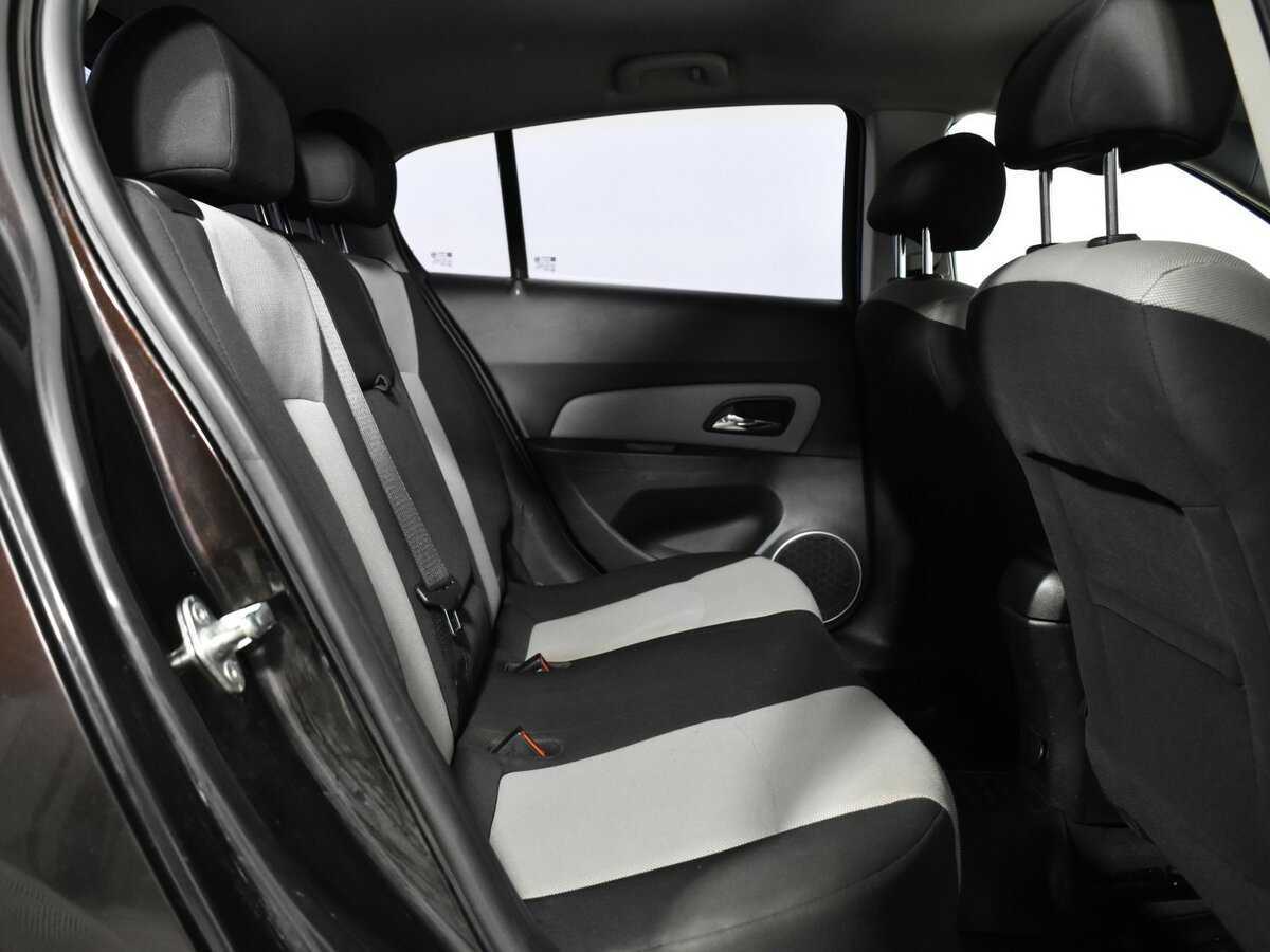 Chevrolet Cruze 2013 года с пробегом. Фото: #9