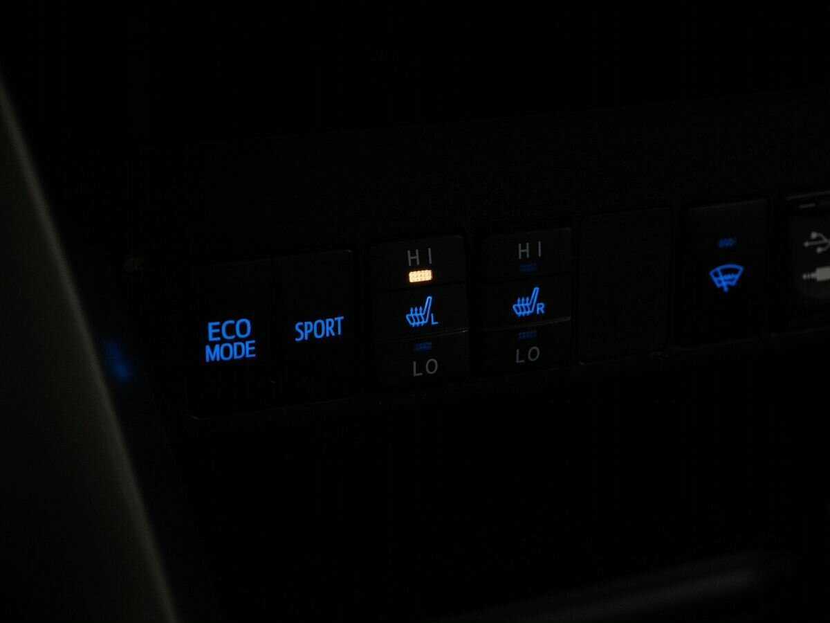 Toyota RAV4 2013 года с пробегом. Фото: #17