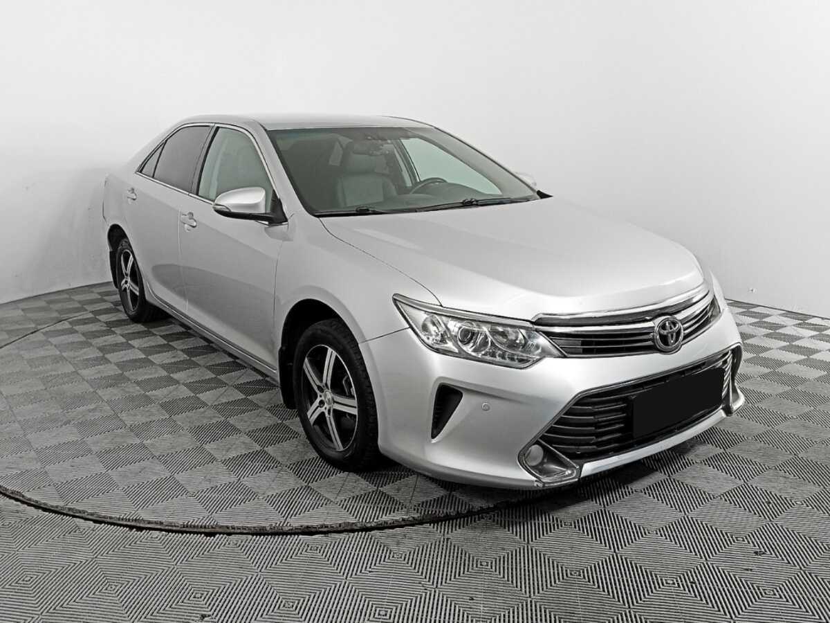 Toyota Camry 2015 года с пробегом. Фото: #2