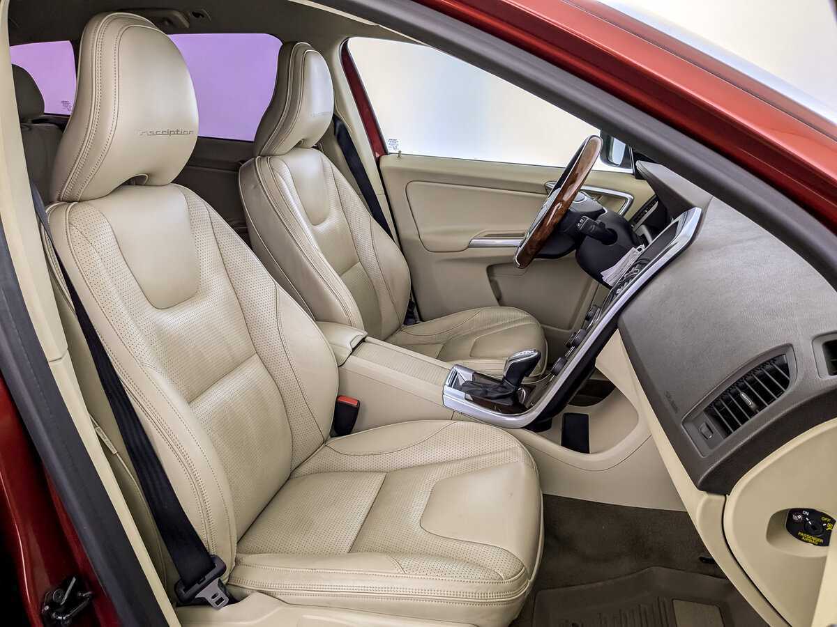 Volvo XC60 2013 года с пробегом. Фото: #21