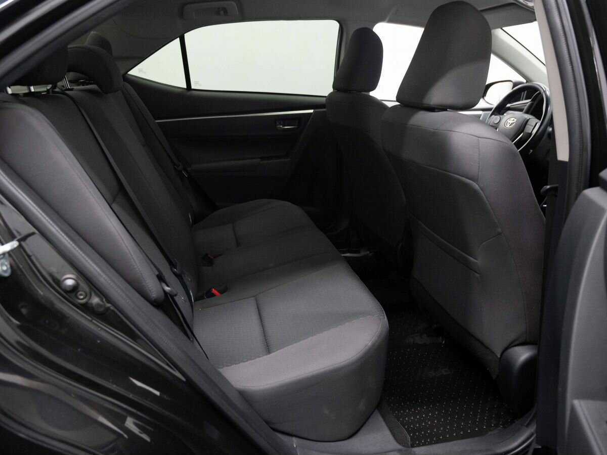 Toyota Corolla 2017 года с пробегом. Фото: #9