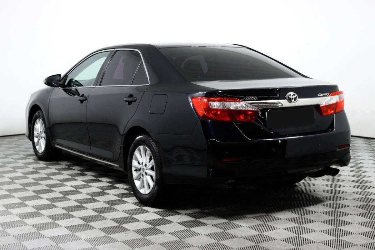 Toyota Camry 2012 года с пробегом. Фото: #6