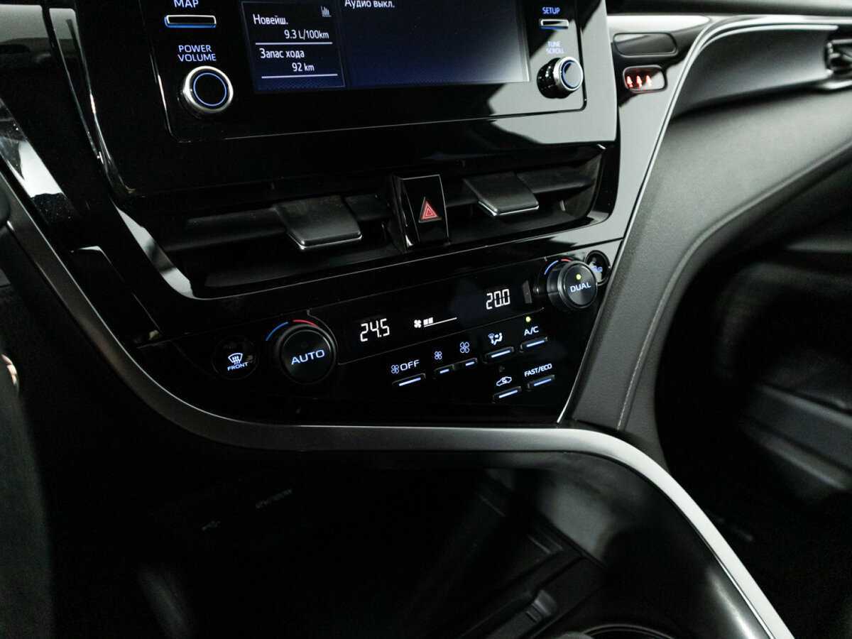 Toyota Camry 2021 года с пробегом. Фото: #14