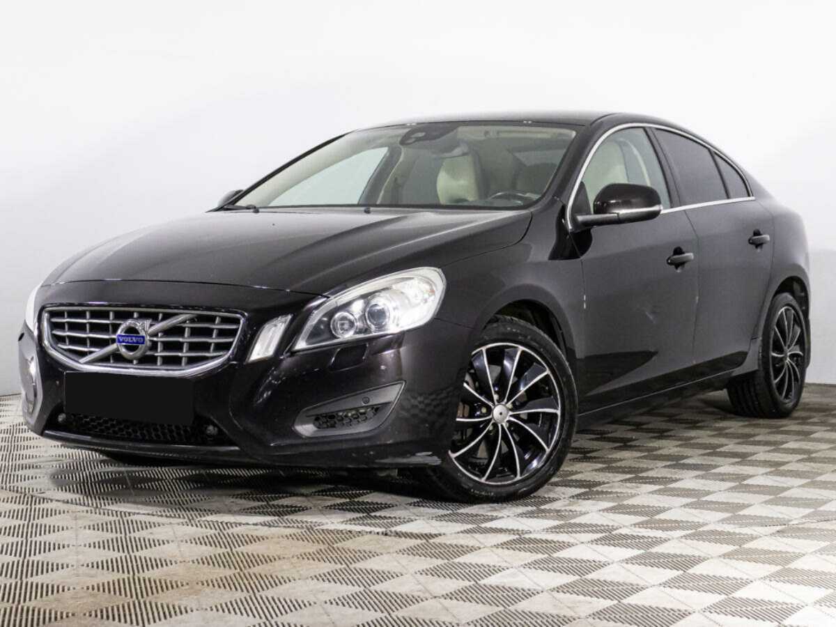 Volvo S60 2012 года с пробегом. Посмотреть фото