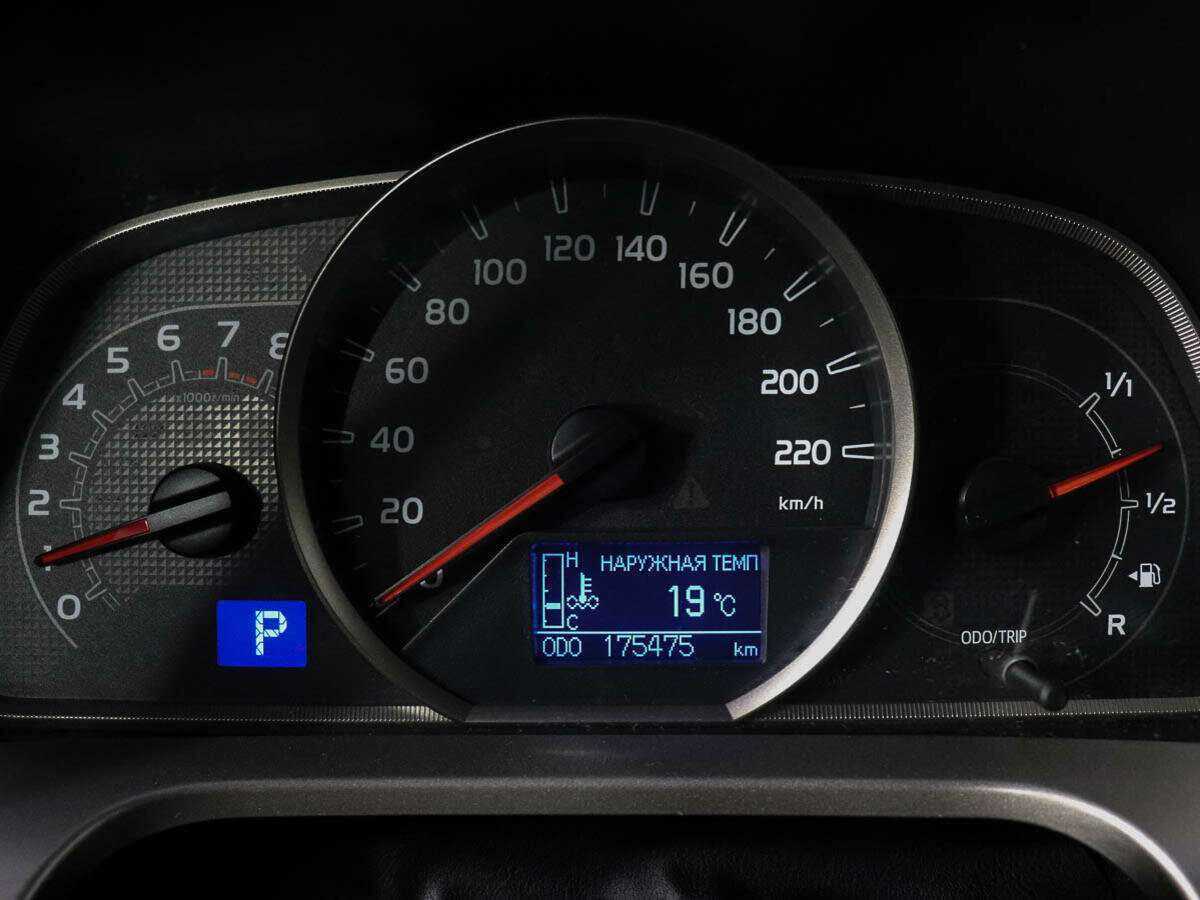 Toyota RAV4 2014 года с пробегом. Фото: #8