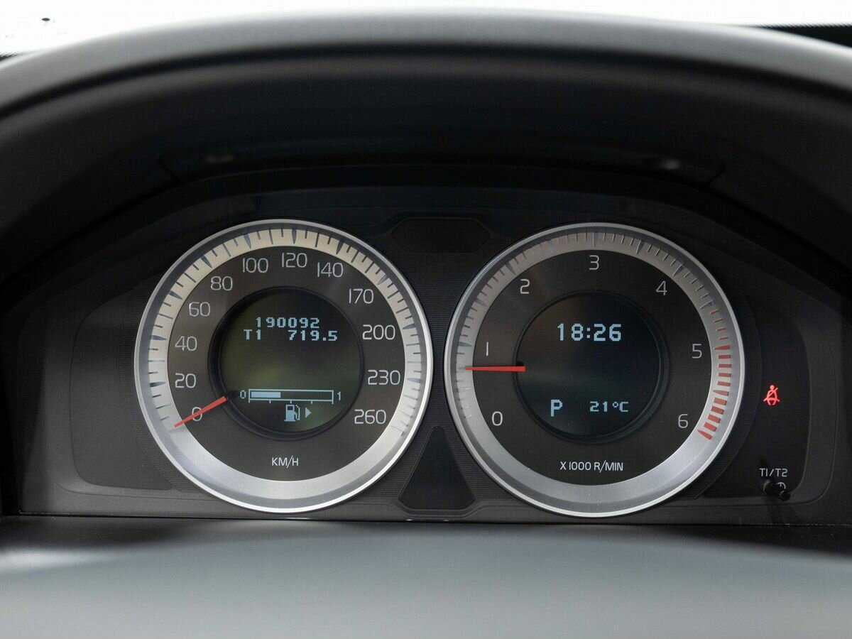 Volvo XC60 2013 года с пробегом. Фото: #18