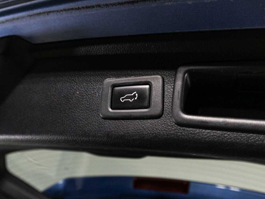 Subaru Forester 2014 года с пробегом. Фото: #14