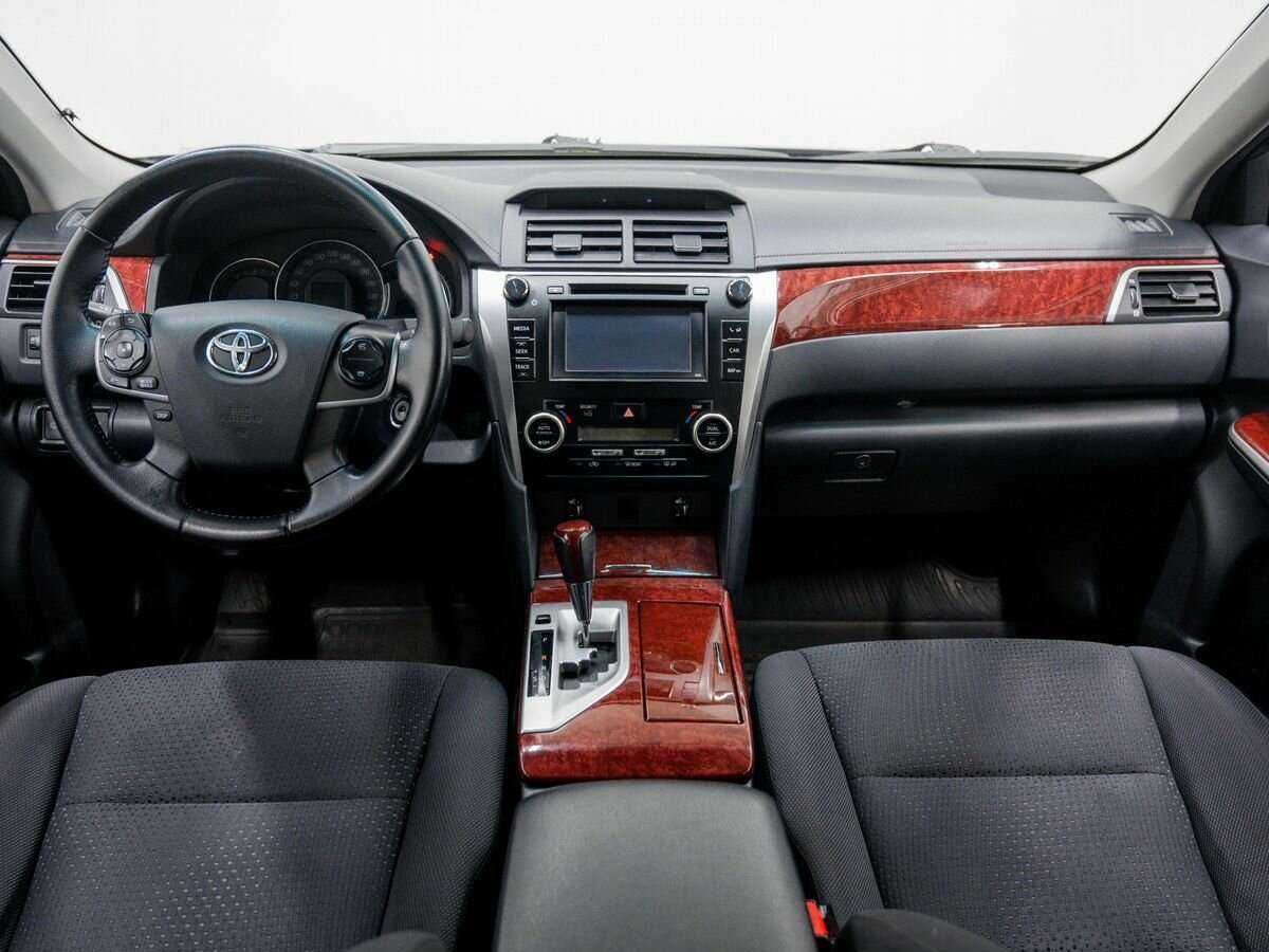 Toyota Camry 2014 года с пробегом. Фото: #13