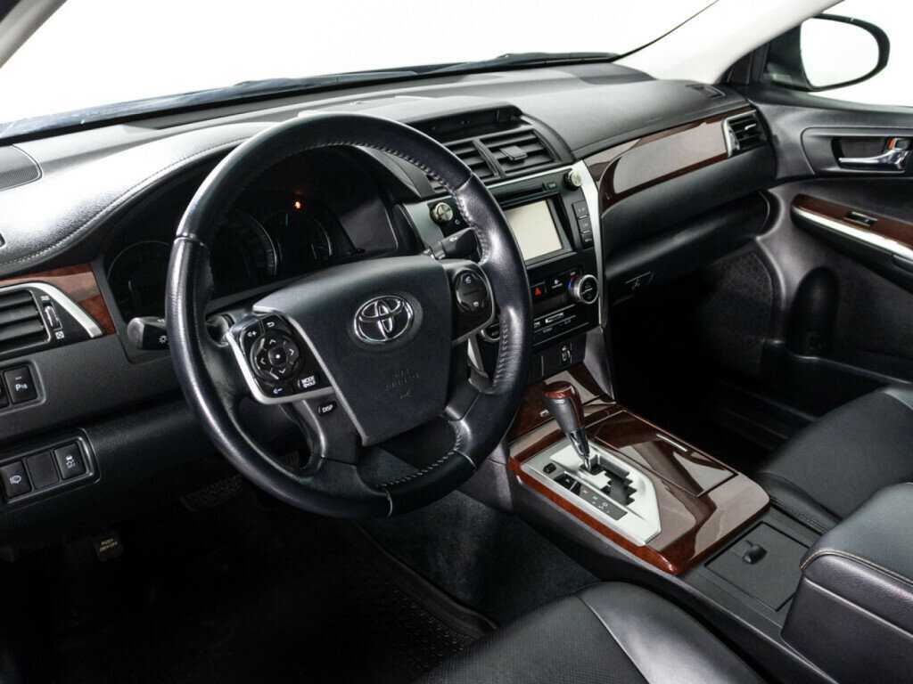 Toyota Camry 2012 года с пробегом. Фото: #10