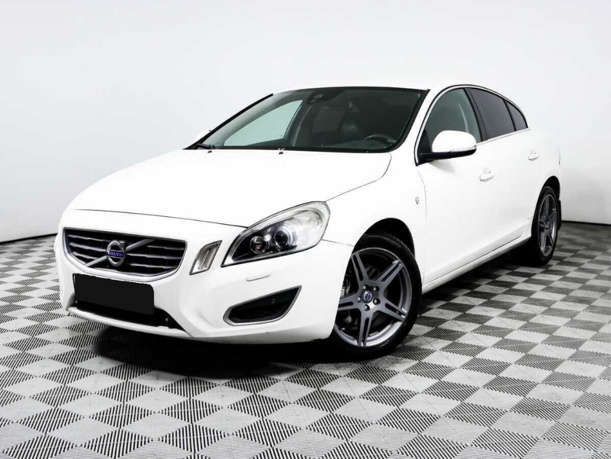 Volvo S60 2012 года с пробегом. Посмотреть фото
