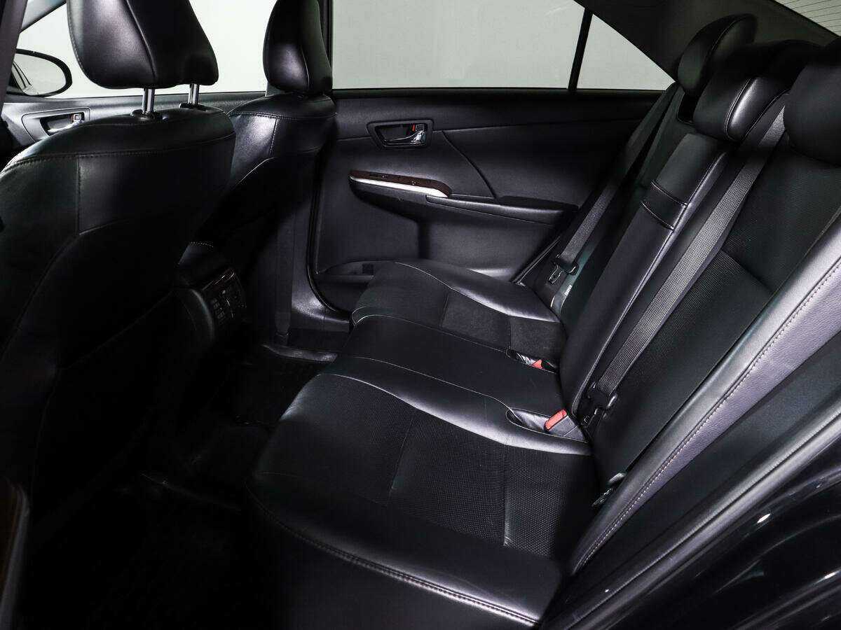 Toyota Camry 2012 года с пробегом. Фото: #7