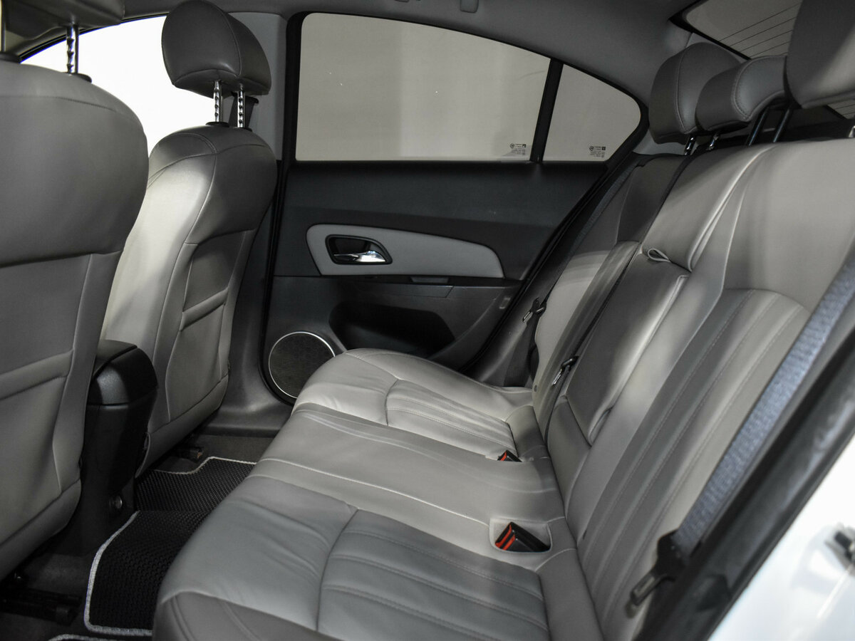 Chevrolet Cruze 2013 года с пробегом. Фото: #8