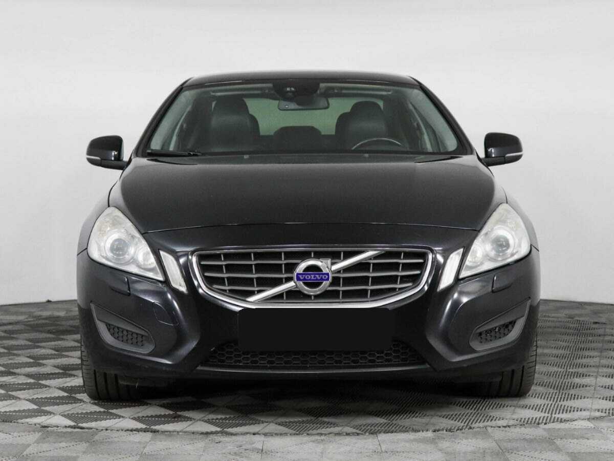 Volvo S60 2012 года с пробегом. Фото: #1