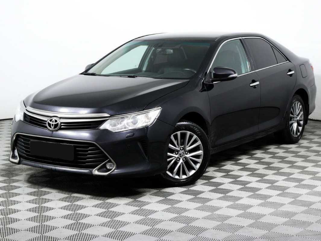 Toyota Camry 2016 года с пробегом. Посмотреть фото