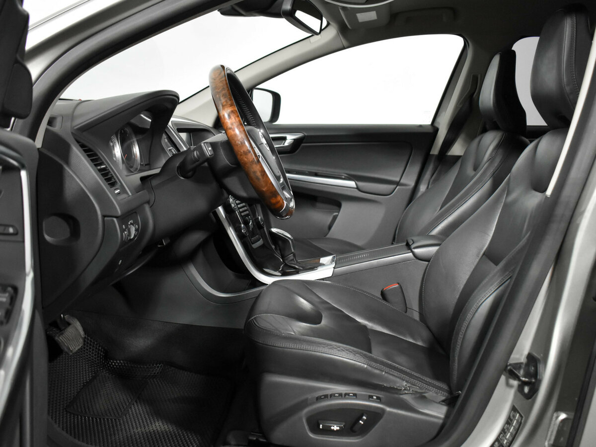 Volvo XC60 2012 года с пробегом. Фото: #10