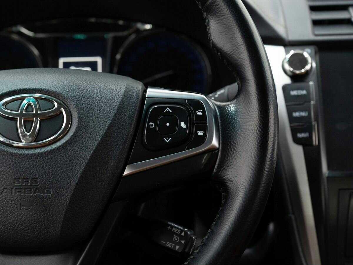 Toyota Camry 2017 года с пробегом. Фото: #17