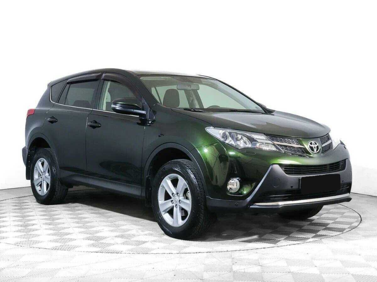 Toyota RAV4 2012 года с пробегом. Фото: #2