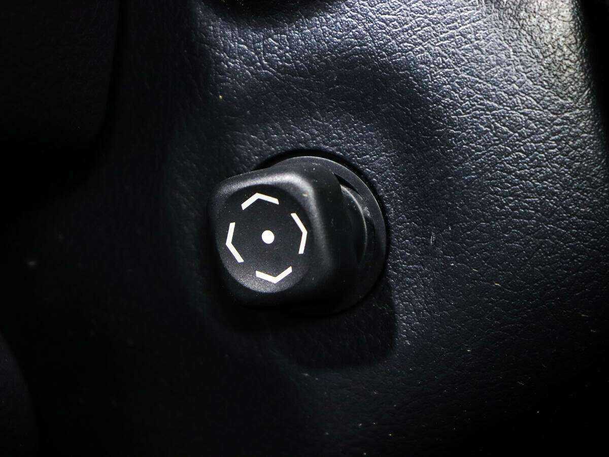 Toyota Camry 2012 года с пробегом. Фото: #14