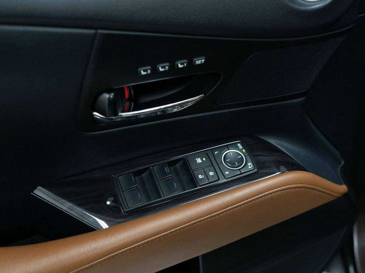 Lexus RX 2013 года с пробегом. Фото: #14