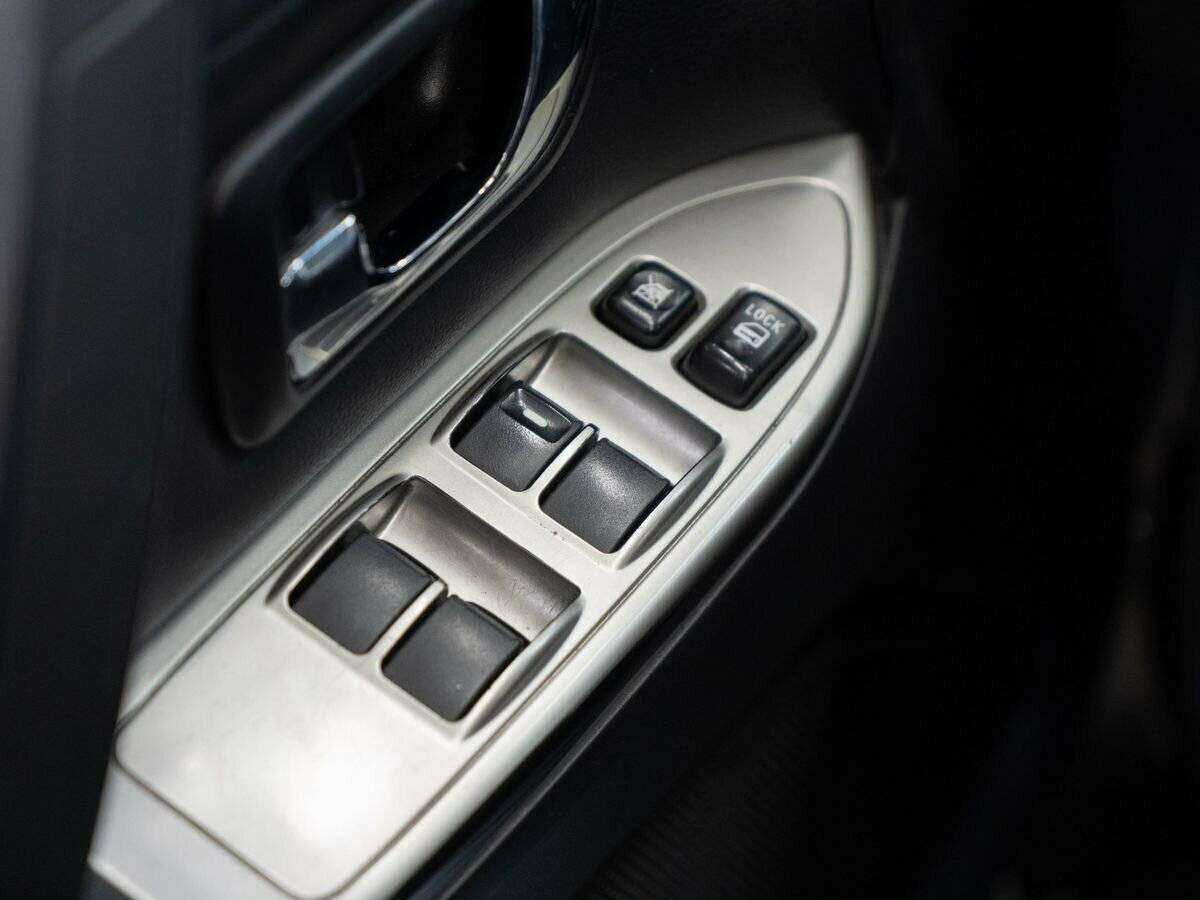 Mitsubishi Pajero 2014 года с пробегом. Фото: #11