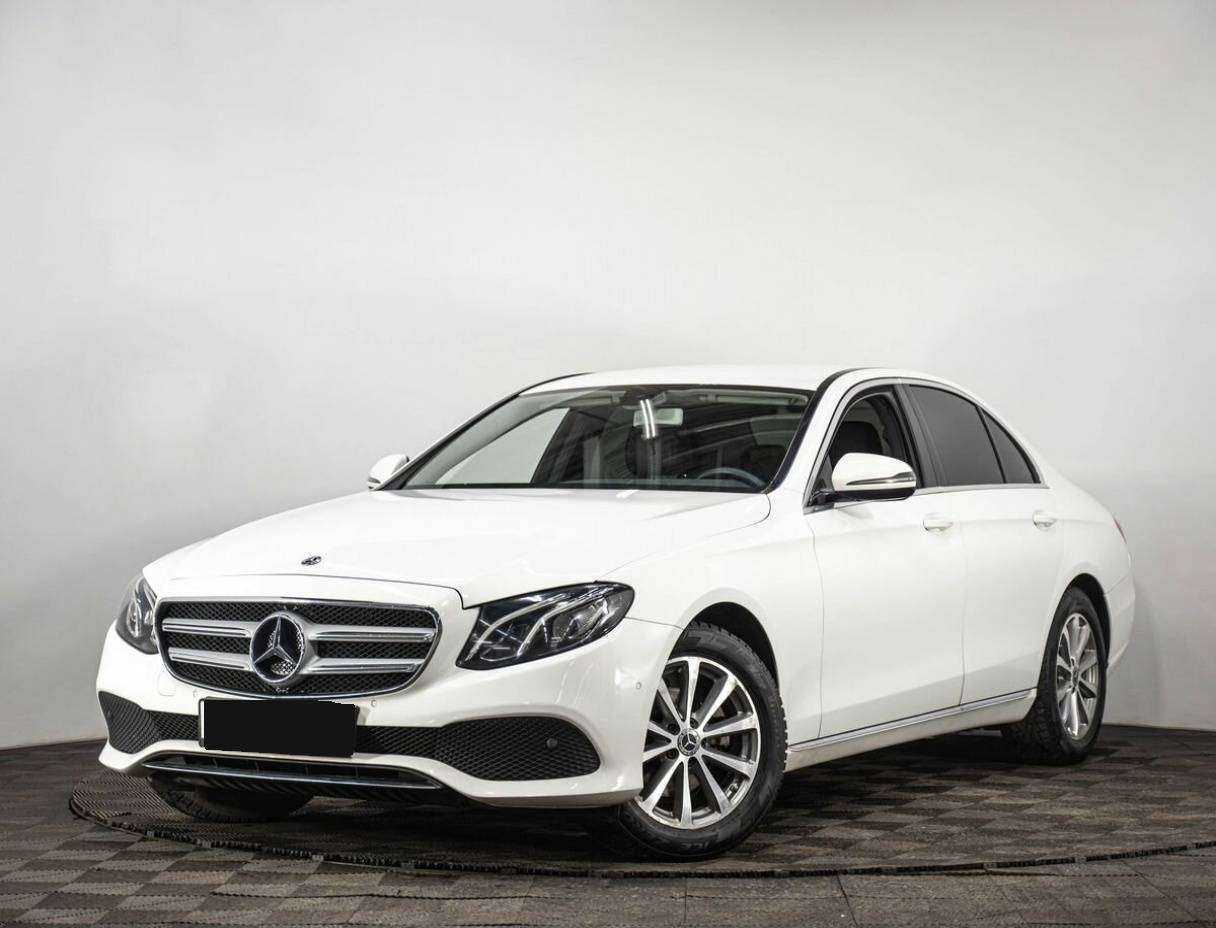 Mercedes-Benz E-Класс 2017 года с пробегом. Фото: #2