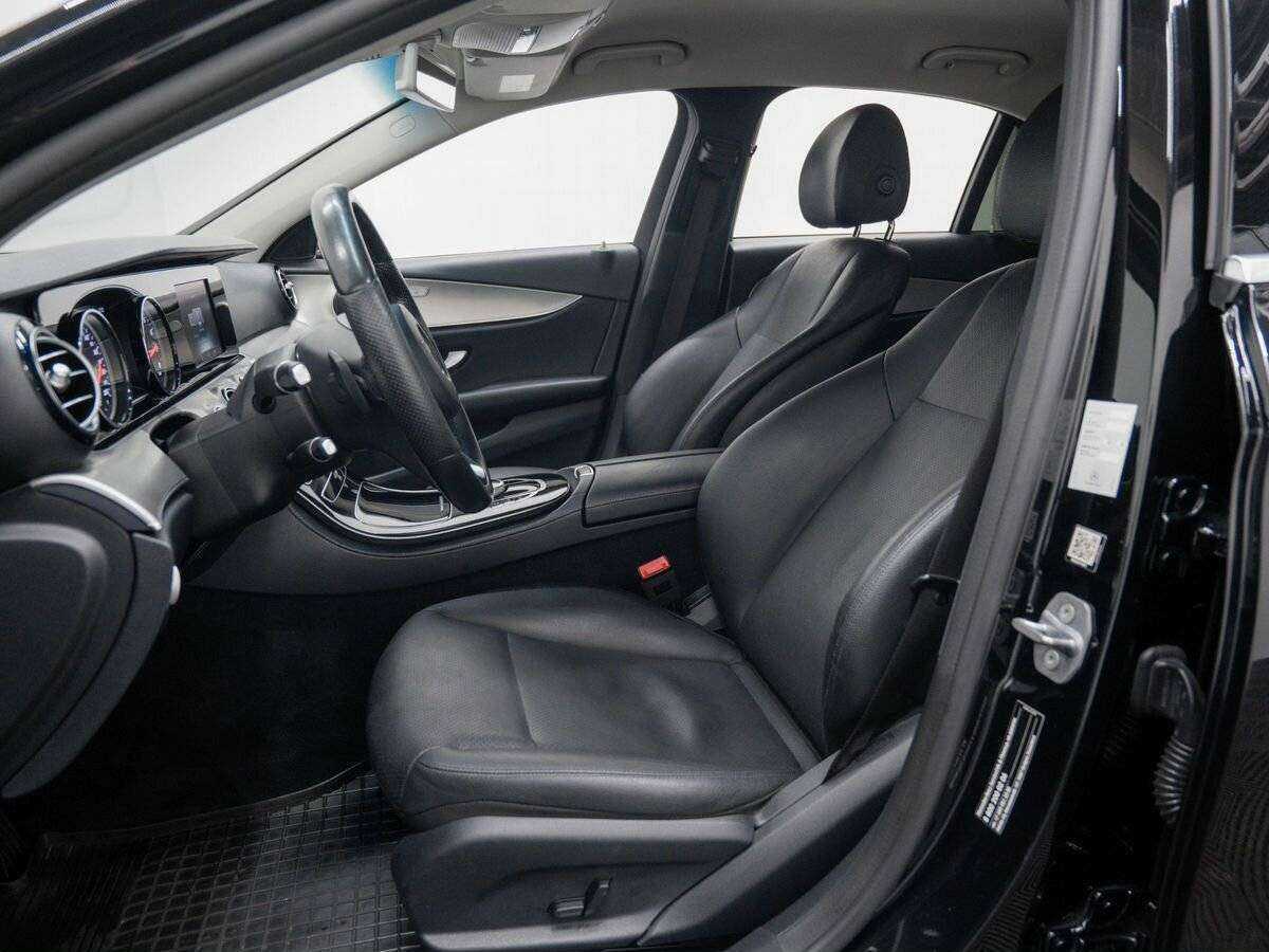 Mercedes-Benz E-Класс 2017 года с пробегом. Фото: #13