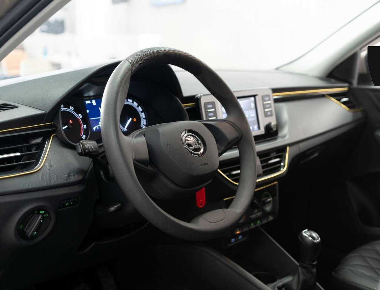 Skoda Rapid 2021 года с пробегом. Фото: #4