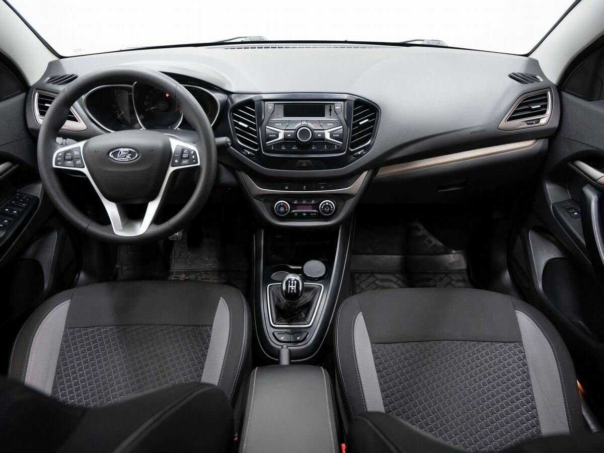 Б/У Лада (ВАЗ) Веста 2018 года. Фото: #14