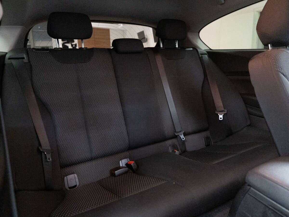 BMW 1 серии 2012 года с пробегом. Фото: #7